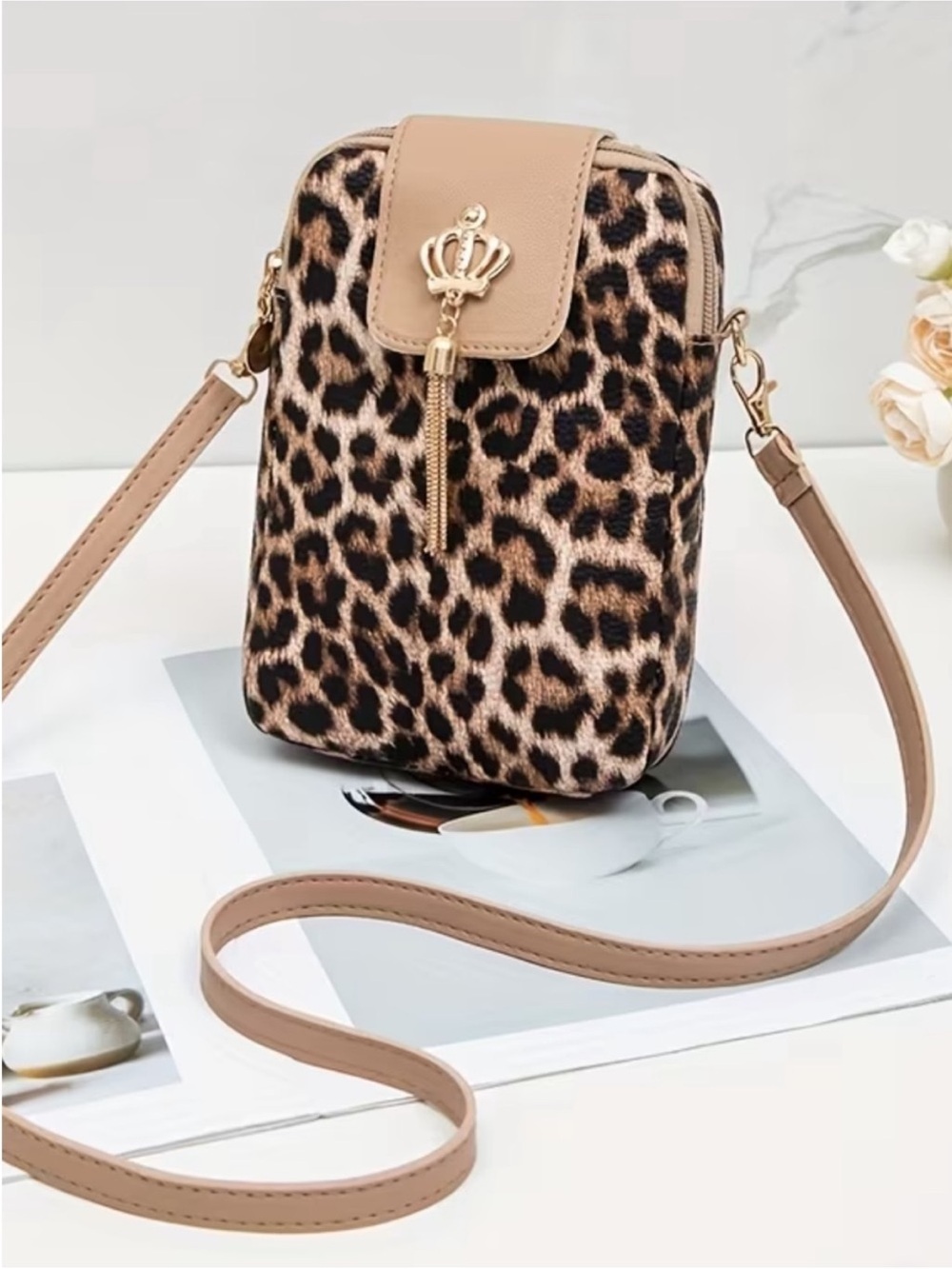 Leopard Print Crossbody Phone Bag in Tan